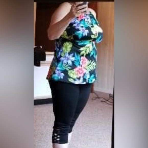 Swim Ruby Ribbon - Picture 8 of 12